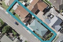 2/63 Shakespeare Road, Milford, Auckland