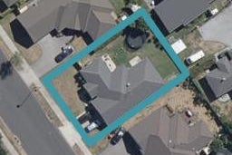 28 Barrington Drive, Huntington, Hamilton