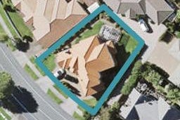 8 Jane Eyre Drive, Somerville, Auckland