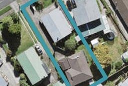 2/48 Waimumu Road, Massey, Auckland