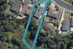 8 McLaren Place, Chedworth, Hamilton