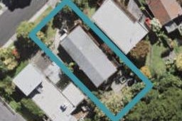 42 Mountbatten Avenue, Hillcrest, Auckland
