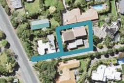 2/281 Beach Road, Campbells Bay, Auckland