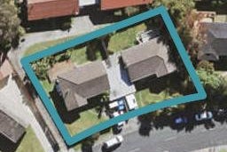 2/24 Spinella Drive, Bayview, Auckland