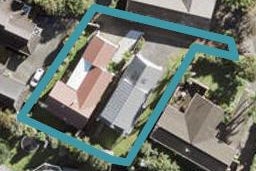 2/32 GLUCINA Avenue, West Harbour, Auckland