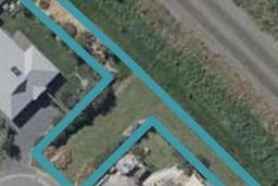 9A The Tors, Heathcote Valley, Christchurch