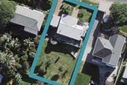 10 Marama Avenue, Surfdale, Waiheke Island