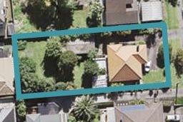 11 Harrybrook Road, Green Bay, Auckland