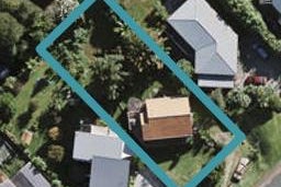 17 Jellicoe Parade, Surfdale, Waiheke Island