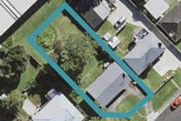 11 Raeben Avenue, Hillcrest, Auckland