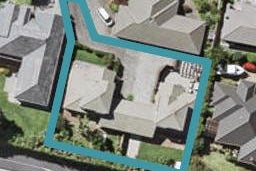 2/25 Keswick Close, Northpark, Auckland