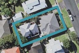 2/15 HEMI STREET, Narrow Neck, North Shore City