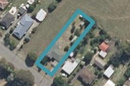 36 Johnson Street, Bulls