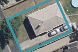 2/12 Kenney Crescent, Fairfield, Hamilton
