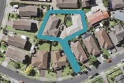 1/9 Channing Crescent, Botany Downs, Auckland