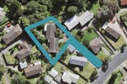 1/14 Spinella Drive, Bayview, Auckland