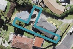 6/11 Scanlen Terrace, Kelston, Auckland