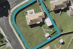 79 Roberts Avenue, Bayswater, Auckland