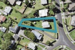 9 Silverton Avenue, Wai o Taiki Bay, Auckland