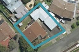 8 Hollis Place, Brightwater