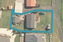 12 Tainui Street, Mōkau