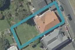 69 Eglinton Road, Mornington, Dunedin