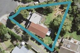 17 Kawaka Street, Titirangi, Auckland