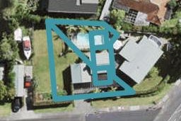 1A Highland Avenue, Titirangi, Auckland