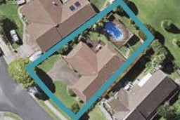 12 Leicester Parade, Somerville, Manukau
