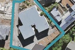 4/6 Roskill Way, Three Kings, Auckland