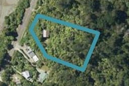 1720 Queen Charlotte Drive, Linkwater
