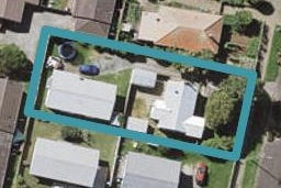 19 Ropata Avenue, Point England, Auckland