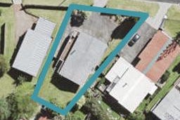 7 Parrs Cross Road, Henderson, Auckland