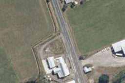 351 State Highway 3, Bulls