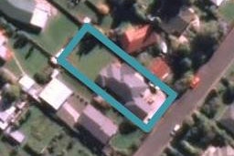 16 Constitution Avenue, Milton
