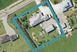 1674 Queen Charlotte Drive, Linkwater