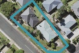2/1 Tonkin Drive, Sunnynook, Auckland