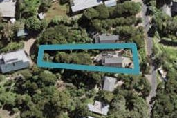 15 Albert Crescent, Ostend, Waiheke Island