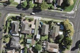 2/4 Gibbons Road, Weymouth, Auckland