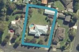 4 Shadbolt Drive, Leamington, Cambridge