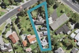 1/4 Konini Road, Titirangi, Auckland