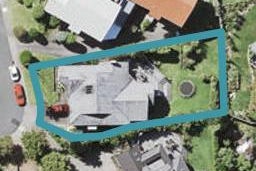 10 Cloverly Crescent, Campbells Bay, Auckland
