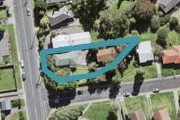 2/235 Rangatira Road, Beach Haven, Auckland