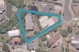 2/16 Isobel Street, Acacia Bay, Taupo