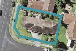 2/79 Dalwhinnie Parade, Highland Park, Auckland