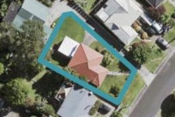 32 Fairmount Road, Titirangi, Auckland