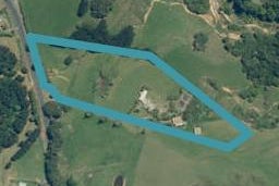 1266 Awhitu Road, Pollok, Pollok