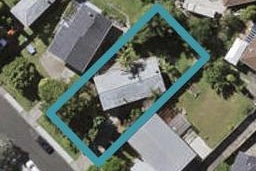 25 Salamanca Road, Sunnynook, Auckland