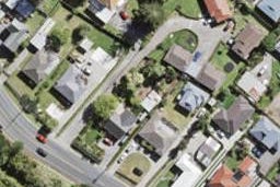 32A Pine Avenue, Henderson, Auckland