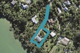 35 Chatham Avenue, Paremoremo, Auckland